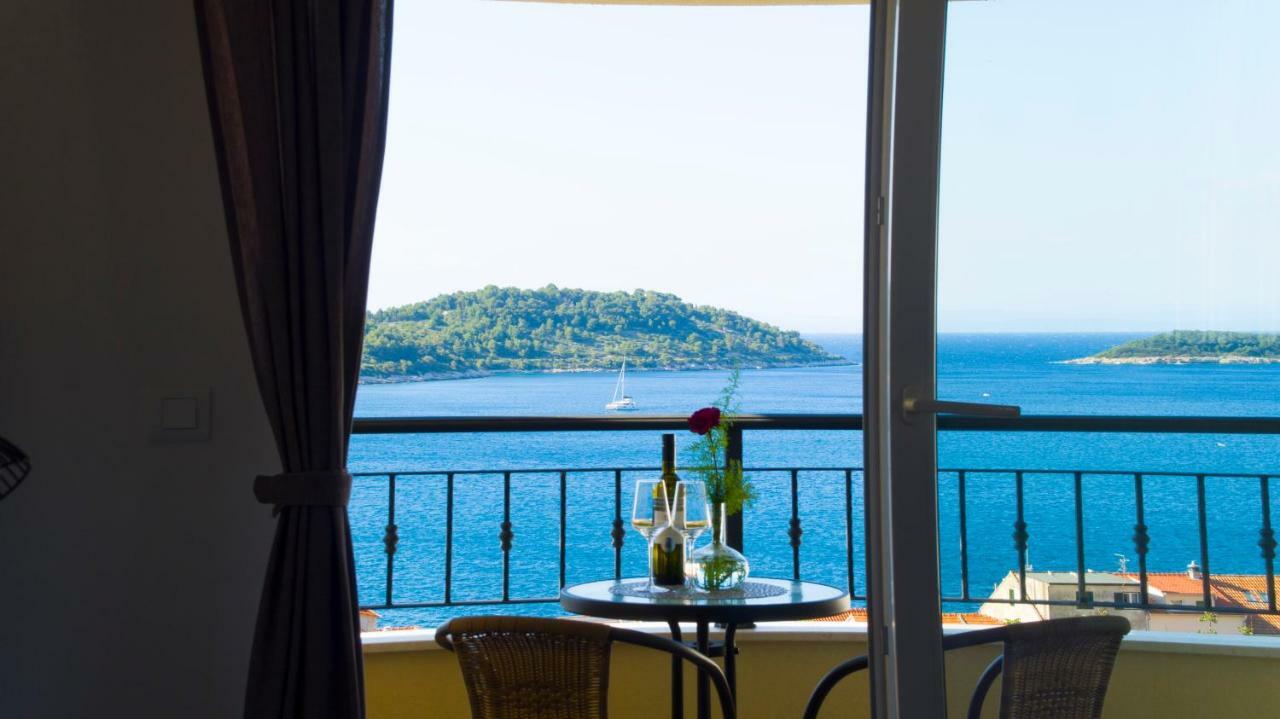 A Lovely And Cozy Room With A Breathtaking View Vis Esterno foto