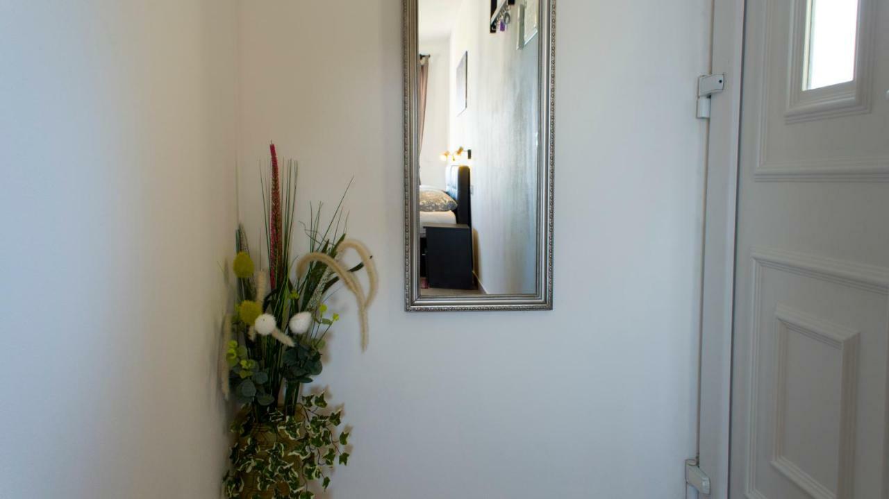A Lovely And Cozy Room With A Breathtaking View Vis Esterno foto