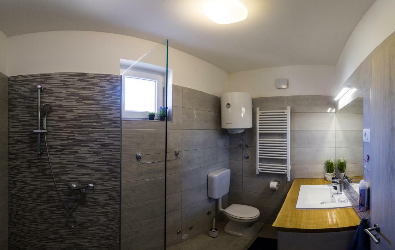 A Lovely And Cozy Room With A Breathtaking View Vis Esterno foto